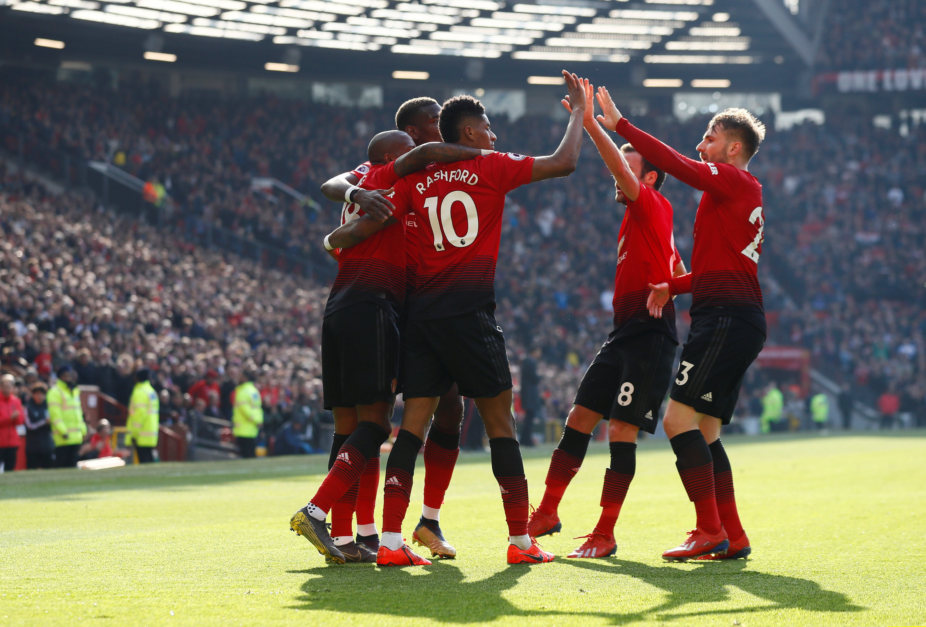 也积极与队 也积极与队